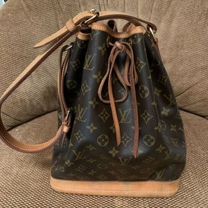 Louis Vuitton Medium Noe bag